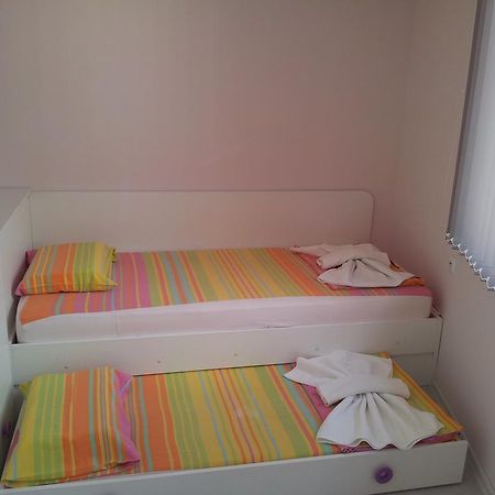 Apartment Zlatina Ahyolu Oda fotoğraf